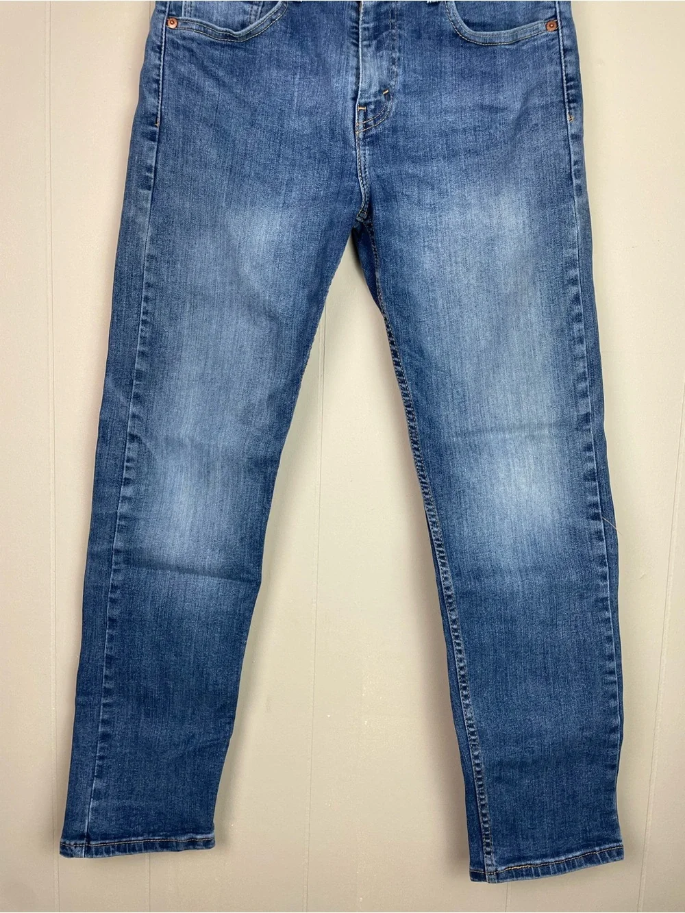 Levi’s 502 Tapered Fit Jeans Men’s Size W30/L30